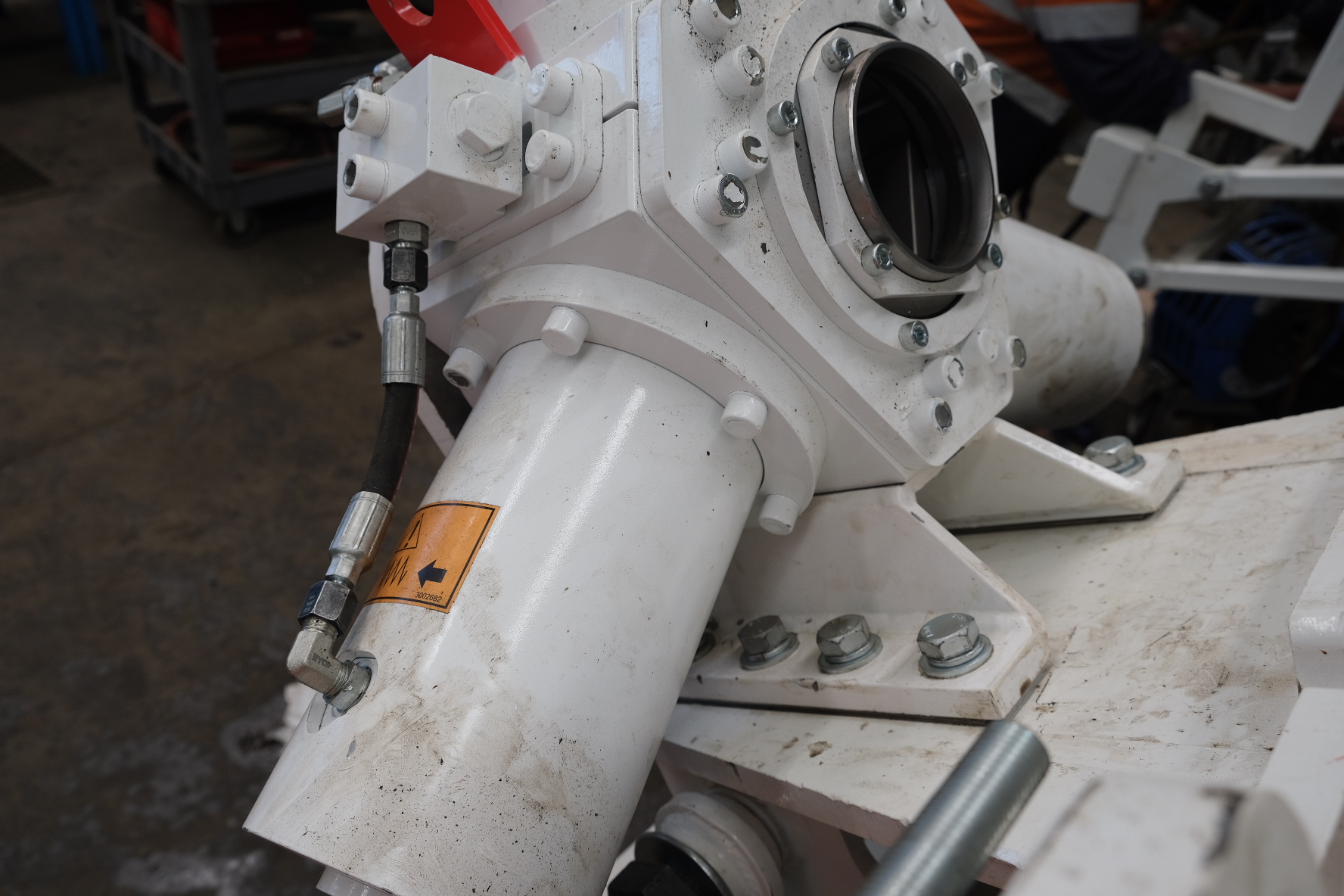 2021_0203_08443700(2)-drill-rig-equipment